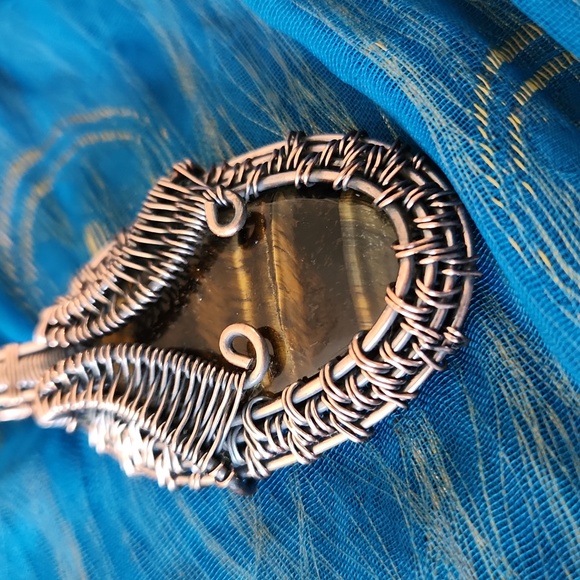 Tiger Eye Copper Pendant - Picture 2 of 5